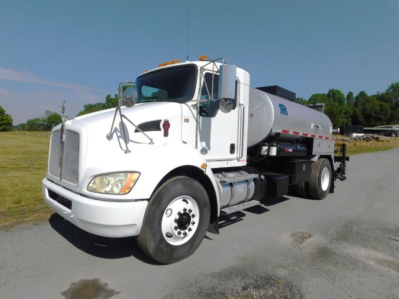Etnyre Centennial II Asphalt Distributor